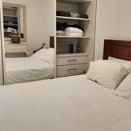 Bat Yam On The Beach Appartement Buitenkant foto